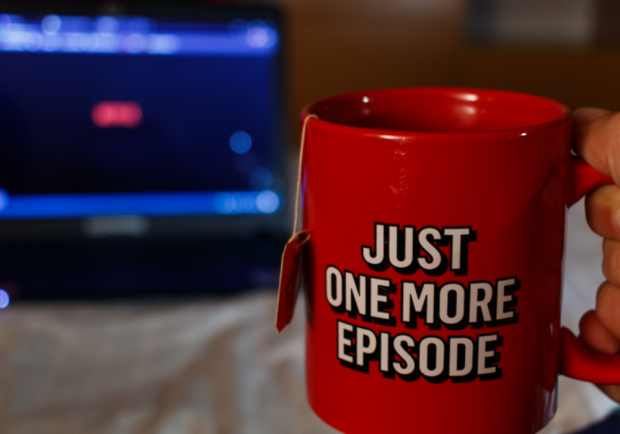 Toamna, anotimpul Netflix & chill. Daruri pe care să ți le oferi dacă ești cinefilă