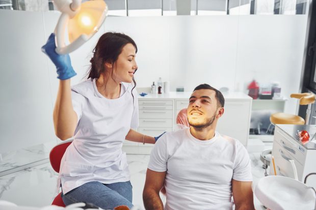 Tratamente estetice dentare: Cum sa ai un zâmbet de Hollywood