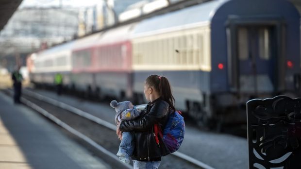 Circulaţia feroviară, întreruptă temporar între Bucureşti şi Aeroportul Otopeni, în perioada 7-10 octombrie