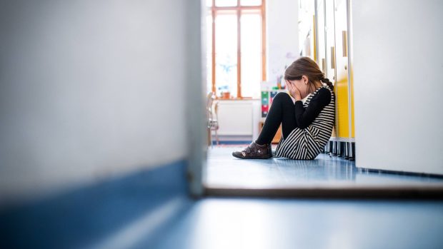 ANALIZĂ | Impactul bullyingului și cyberbullyingului asupra sănătății mintale a copiilor. În România, 1 din 2 copii e abuzat fizic sau emoțional