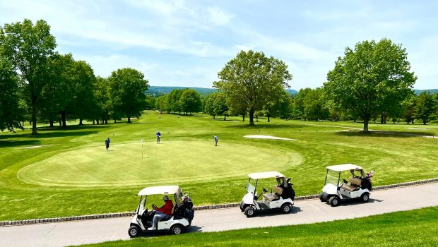 Noul ministru german de finanțe deține un club de golf pentru bancheri și miliardari. Taxa de intrare este de 120.000 de euro