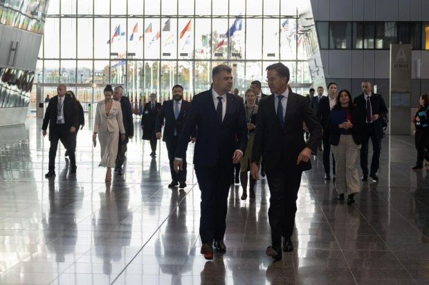 Marcel Ciolacu, după întâlnirea cu secretarul general al NATO: Românii sunt în siguranţă. Fiecare centimetru al teritoriului este apărat pe deplin