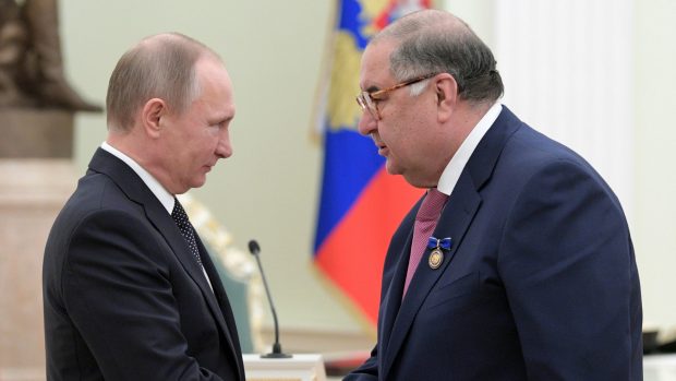 Cândva cel mai bogat rus, unul dintre oligarhii favoriți ai lui Putin, Alișer Usmanov a fost ales președintele Federației Internaționale de Scrimă
