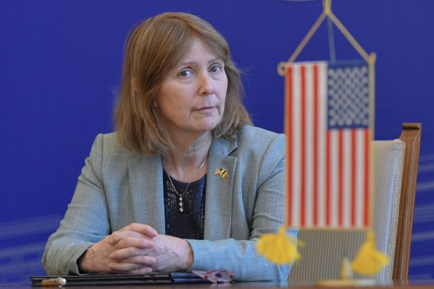Ambasadoarea SUA în România, după turul întâi al alegerilor prezidențiale: „Rusia nu le oferă vecinilor securitate sau prosperitate”