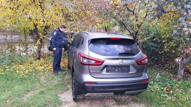 Autoturism furat din Italia, descoperit de poliţiştii de frontieră din Iași. Șoferul susține că l-a cumpărat dintr-un parc auto