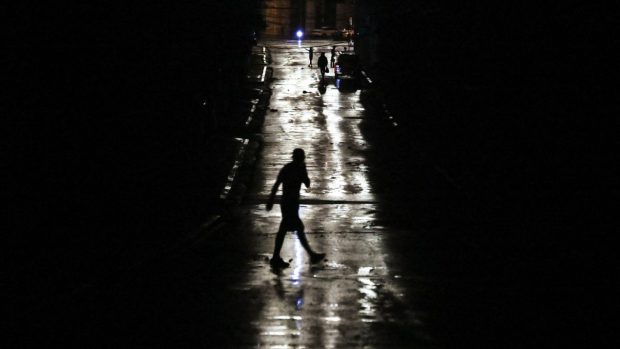 Cuba a rămas în beznă, după ce rafalele de vânt au lovit țara cu 185 de km/h