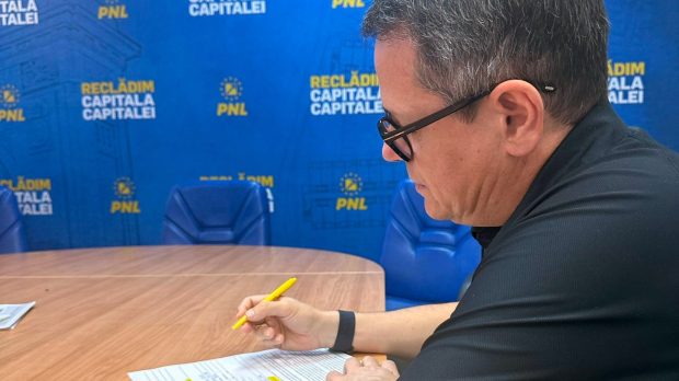 Eduard Hellvig s-a înscris în PNL după demisia lui Nicolae Ciucă. Fostul șef al SRI: „Partidul s-a resetat”