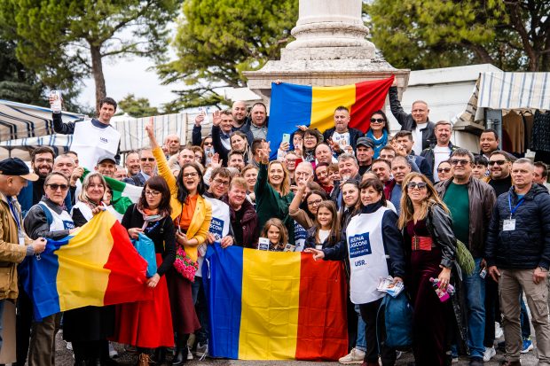 Elena Lasconi: Construim o țară dreaptă. O țară fără privilegii. O Românie pentru toți, nu doar pentru unii