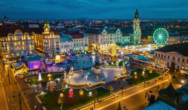 Târgul de Crăciun Oradea 2024. O zonă specială pentru food truck și 31 de căsuțe cu obiecte de cult, lemn, lut și ceramică