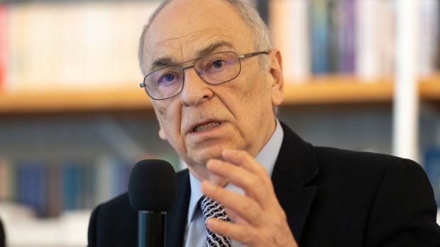 Gabriel Liiceanu nu-l menajează pe Călin Georgescu. „Stalin, Hitler și alții asemenea care au populat istoria omenirii nu erau psihotici, nu delirau”