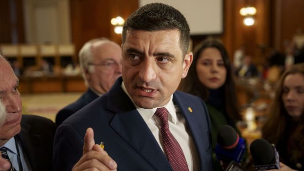 George Simion, sub lupa presei din străinătate, în ziua alegerilor. Îl admiră pe Donald Trump și vrea să o imite pe Georgia Meloni, potrivit Reuters