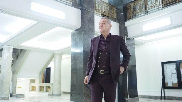 Gigi Becali a donat în 2019 terenuri de peste 6 milioane de euro Primăriei Voluntari și acum le vrea înapoi. De ce s-a supărat pe primarul Florentin Pandele