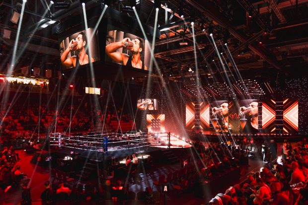 A treia noapte consecutivă de bilete epuizate: HELL Boxing Kings a adus trei TKO și o atmosferă încinsă pe Arena DVTK