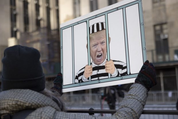 Donald Trump este primul inculpat penal ales preşedinte al SUA: dosarele sale penale şi civile și posibilele soluționări ale acestora