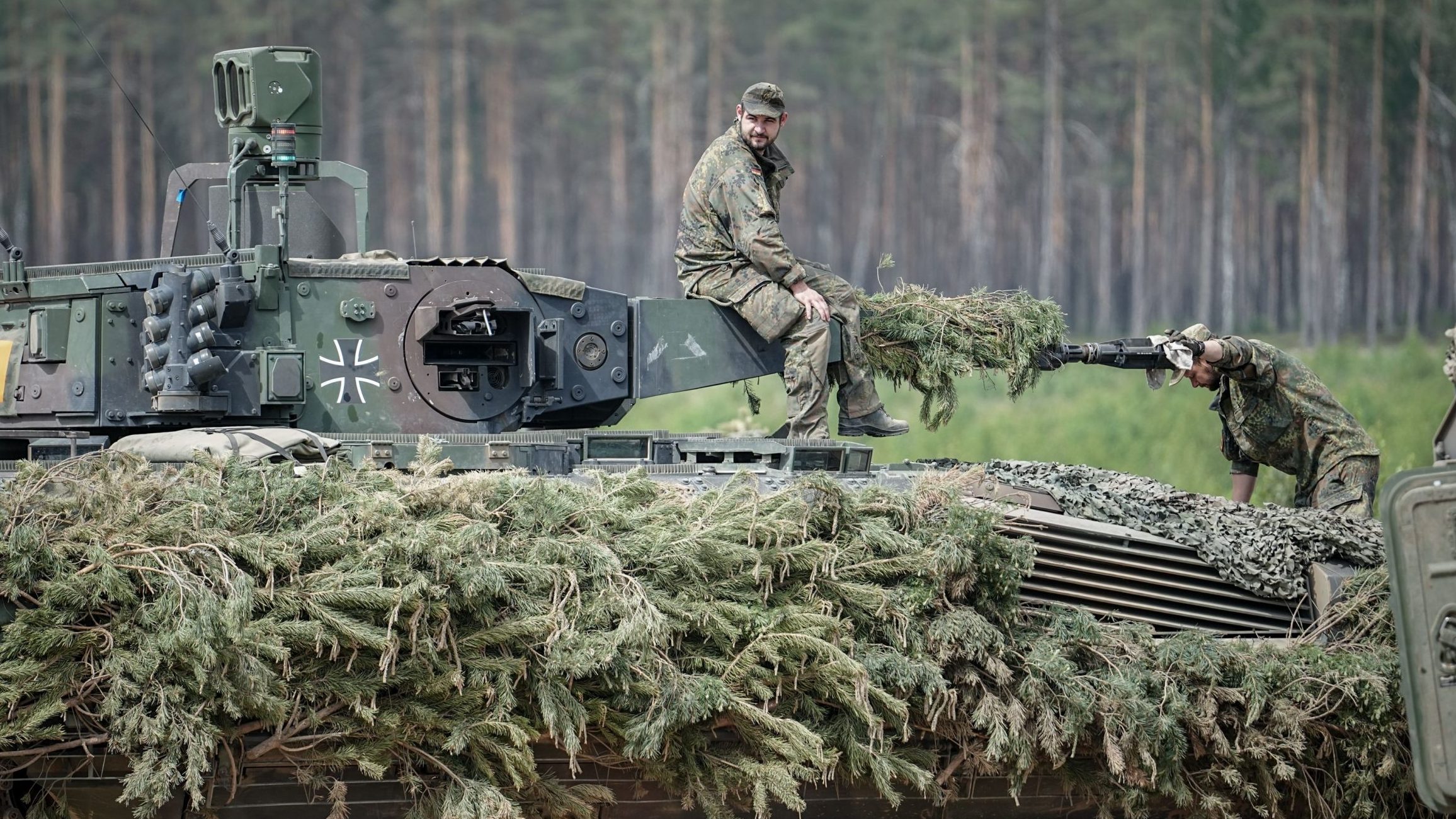 România va primi litoralul ucrainean al Mării Negre și 100.000 de soldați NATO vor fi trimiși în Ucraina, susține Serviciul rus de Informații Externe: „O încercare de răzbunare”