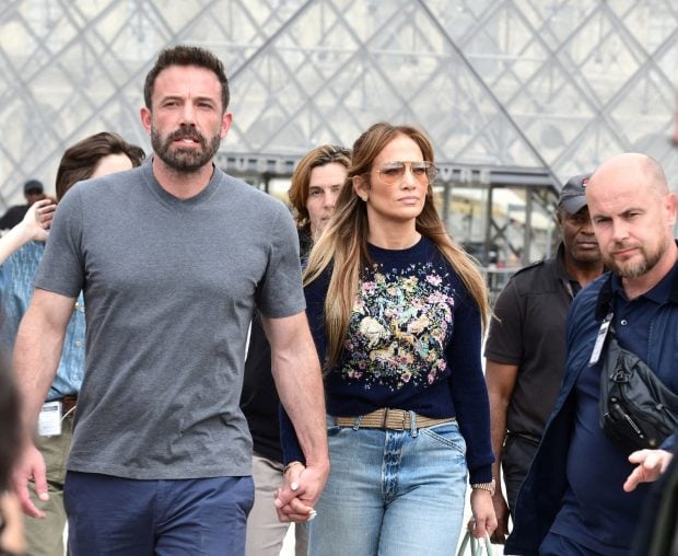 Jennifer Lopez visează la un Crăciun cel puțin în trei. Propunerea pe care i-a făcut-o lui Ben Affleck: Să aibă alături de sărbători o actriță celebră