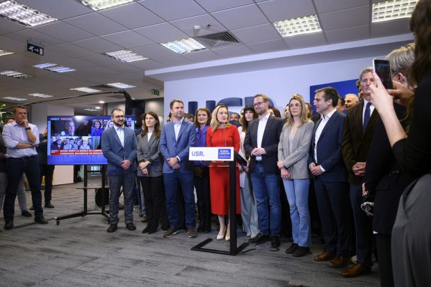 Live Text Rezultate BEC alegeri prezidenţiale 2024, turul 1. Diferență de doar 0,05% între Marcel Ciolacu și Elena Lasconi pentru locul doi