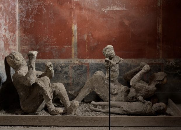 Unele victime de la Pompeii nu sunt cine se credea inițial. Noi descoperiri le-au dezvăluit adevărata identitate