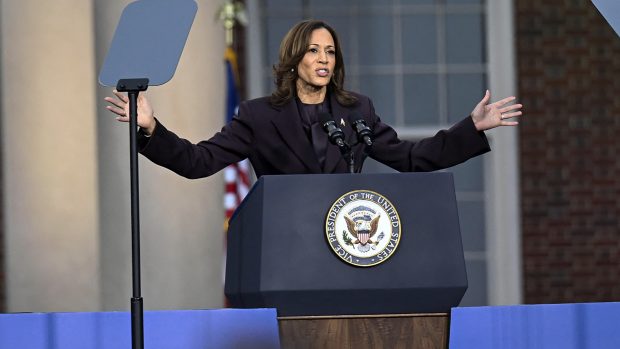 Alegătorii Kamalei Harris sunt dezamăgiți după ce vicepreședinta a pierdut alegerile în fața lui Donald Trump: „Am crezut că ea va mișca lucrurile” | VIDEO
