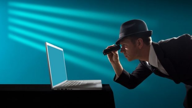 Aparate de spionaj pentru acasă și afaceri – ce este permis și ce nu?