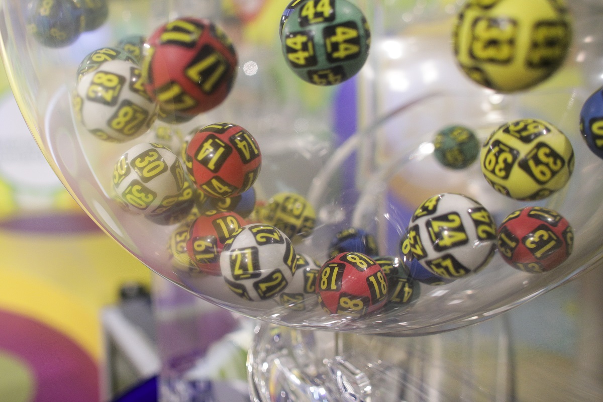 Câștigătorii Loto 6/49 din 8 Decembrie 2024 dezvăluiți! Vezi numerele extrase duminică! Câștigătorii Loto 6/49 din 8 Decembrie 2024 dezvăluiți! Vezi numerele extrase duminică!