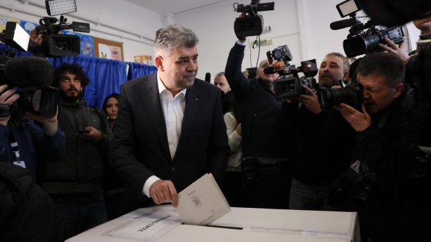 Marcel Ciolacu anunță că se retrage din cursa prezidențială indiferent de rezultatul renumărării voturilor: „Nu vreau locul doi la masa verde”