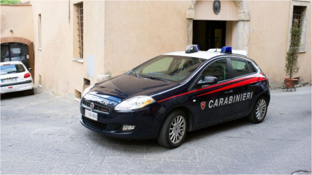Român din Italia, arestat după ce a agresat carabinierii și a refuzat să se legitimeze