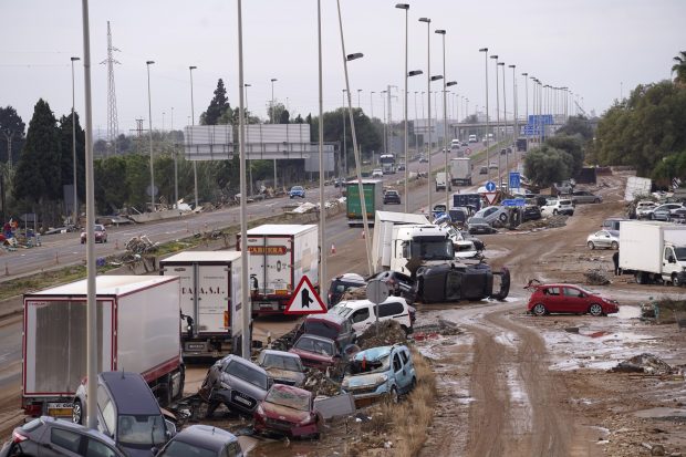 Bilanțul victimelor după inundațiile din Spania a crescut la 217 persoane