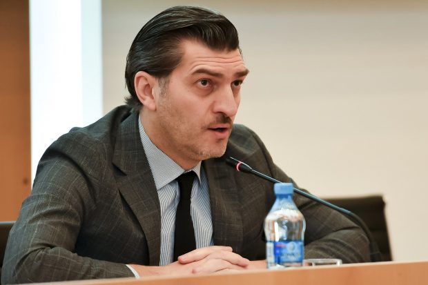 Un fost fotbalist la Manchester City, care se declară antioccidental și nu are studii superioare, urmează să devină preşedintele Georgiei