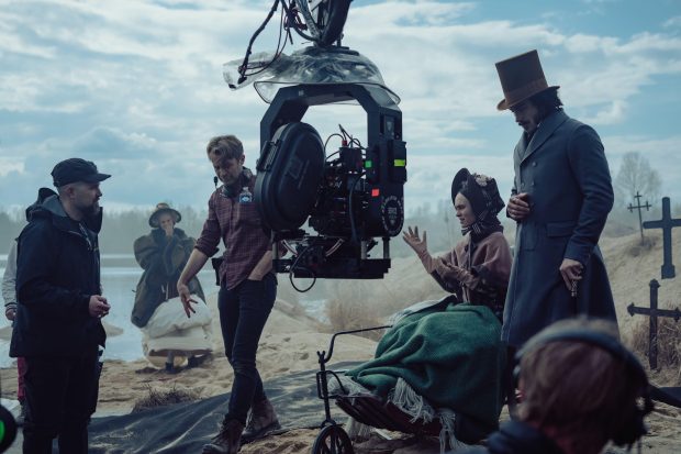 INTERVIU | Florin Lăzărescu, omul care a inventat limba dacă pentru filmul Nosferatu: „Din prima clipă m-am gândit cam ce interes va naște în România”