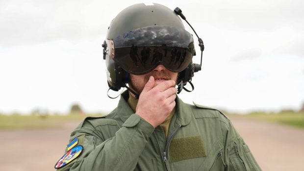 Un fost pilot militar ucrainean a fost condamnat la 16 ani de închisoare pentru trădare
