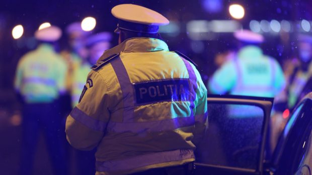 Un polițist recidivist din Cluj a fost condamnat la închisoare pentru consum de droguri la volan