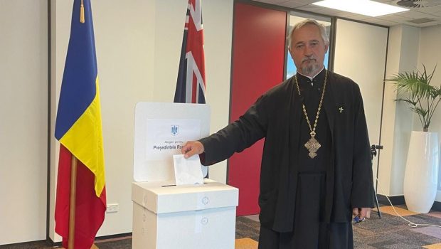 Primul român care a votat la alegerile prezidențiale din 2024 e preot în Noua Zeelandă