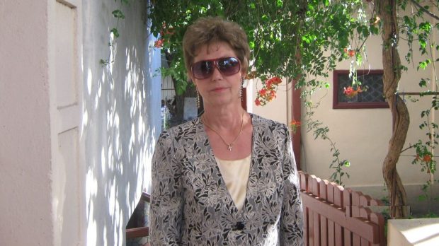 O profesoară din Focșani a murit după ce a fost lovită de o mașină de la salubritate, când șoferul mergea cu spatele