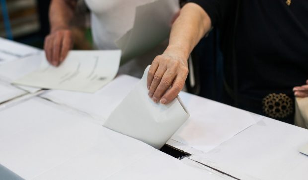 Un bărbat cu viză de flotant nu a fost lăsat să voteze la referendum în București