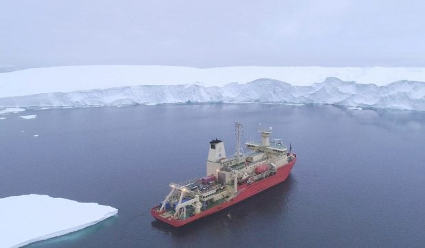 Peisaj subacvatic neașteptat în Antarctica: formațiuni de gheață nemaivăzute până acum