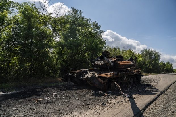 „Războiul dronelor”: Strategia prin care ucrainenii au încetinit avansul forțelor Moscovei. Pierderi masive de blindate în tabăra rușilor – Analiză