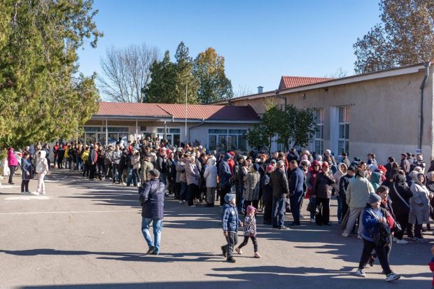Rezultate prezidenţiale Republica Moldova – Turul doi. Luptă strânsă între Alexandr Stoianoglo (51,17%) și Maia Sandu (48,83%)