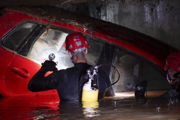 Încă un român mort în inundațiile din Valencia. Era dat dispărut de 7 zile