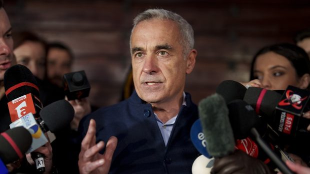 Călin Georgescu reacționează la valul de proteste declanșate împotriva lui: „Sunt tată de băieţi, am trei băieţi, suntem o familie puternică, unită” | VIDEO