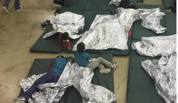 Români stabiliți în Marea Britanie și plecați în vacanță în Mexic, reținuți „fără motiv” și deportați direct de pe aeroportul din Cancun: „Gringo bastardo”