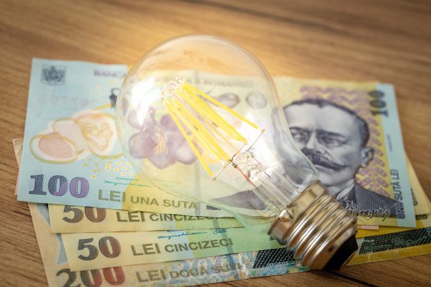 Haiducirea populației: și la facturile de energie vă iau banii de 2-3 ori 