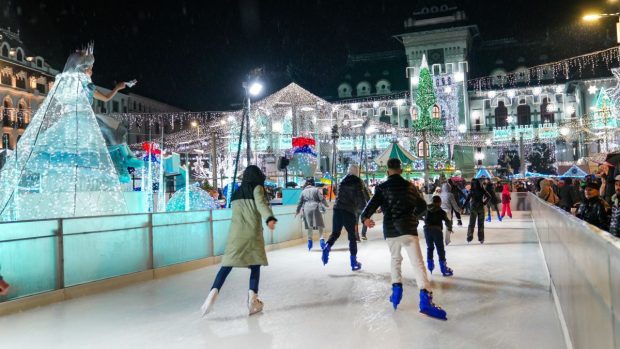 Târgul de Crăciun din Craiova se deschide astăzi. Programul spectacolelor