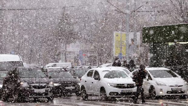 Noi alerte meteo: Val de ninsori, polei și ger până marţi în mai multe regiuni