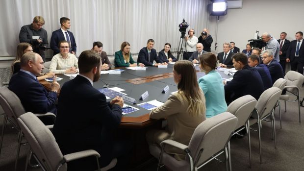 Organizaţia Europeană pentru Cercetări Nucleare (CERN) încetează cooperarea cu Rusia și Belarus