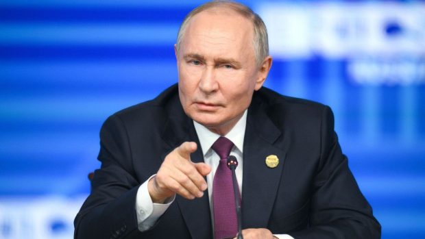 Vladimir Putin anunță că Rusia ar putea lovi „centrele de luare a deciziilor” de la Kiev