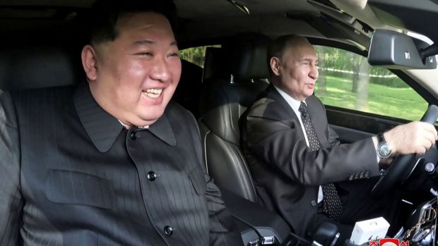 Rusia va ajuta Phenianul în caz de război cu Coreea de Sud. „Nu este deloc o afacere rea”