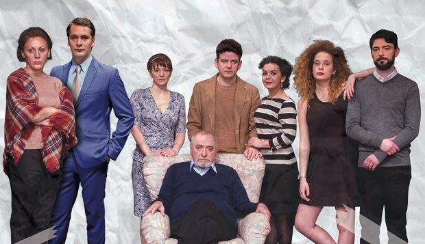 Concurs. Teatru la tine acasă, adus de Libertatea și PiciordePlay. Răspunde corect și primești acces gratuit la piesa săptămânii, „Efecte colaterale”