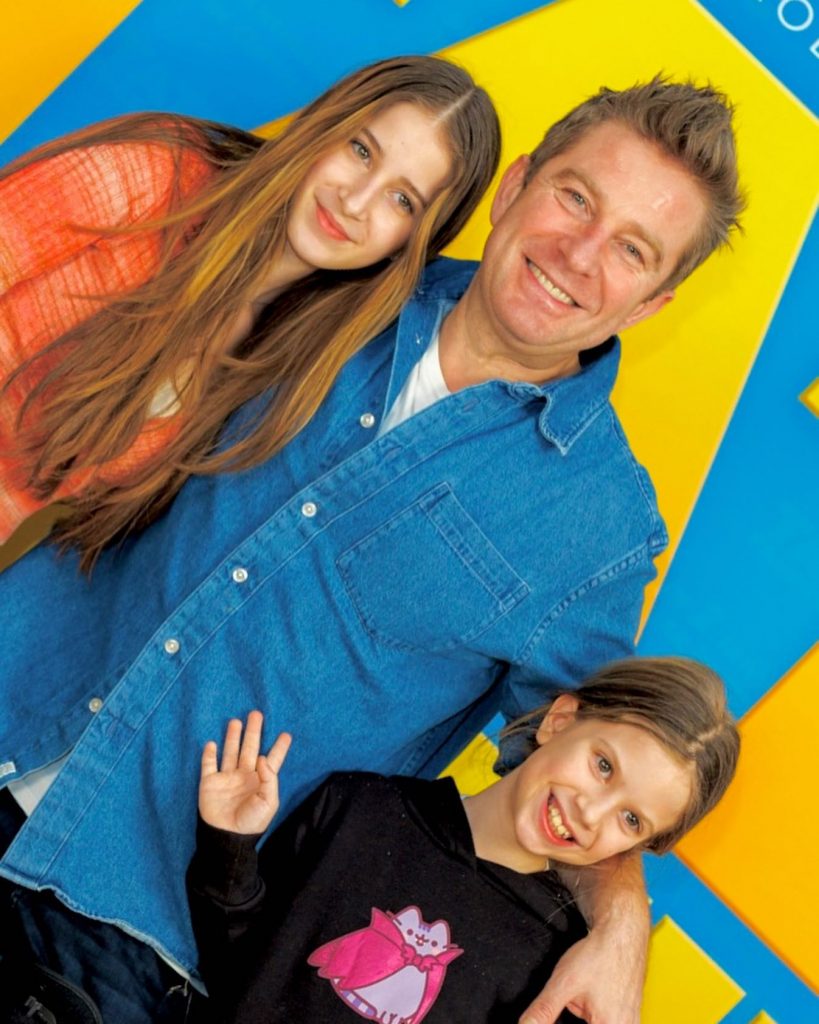 Pavel Bartoș cu familia