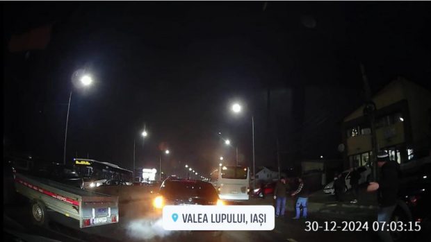 Adolescent din Iași mort pe trecerea de pietoni, lovit de un autobuz
